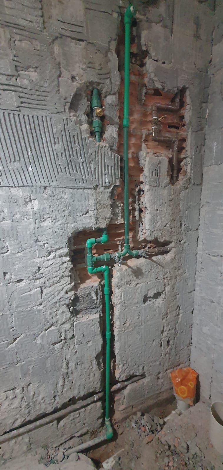 Instalação de tubulação hidráulica residencial